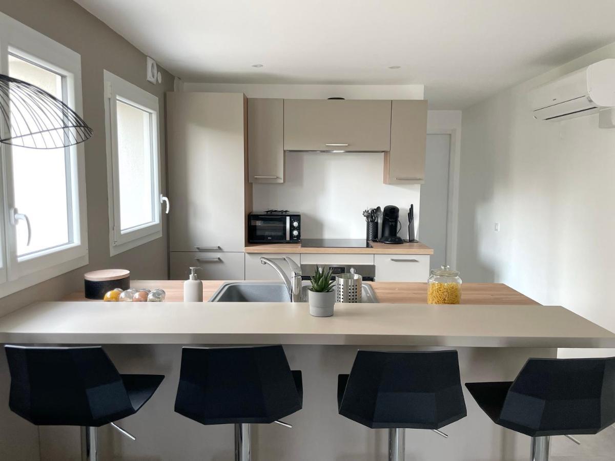 Les Appartements Du Carnot - Terrasses Et Jardins La Rochelle  Bagian luar foto