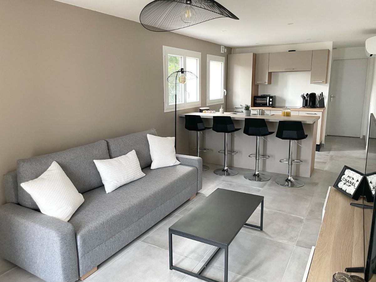Les Appartements Du Carnot - Terrasses Et Jardins La Rochelle  Bagian luar foto