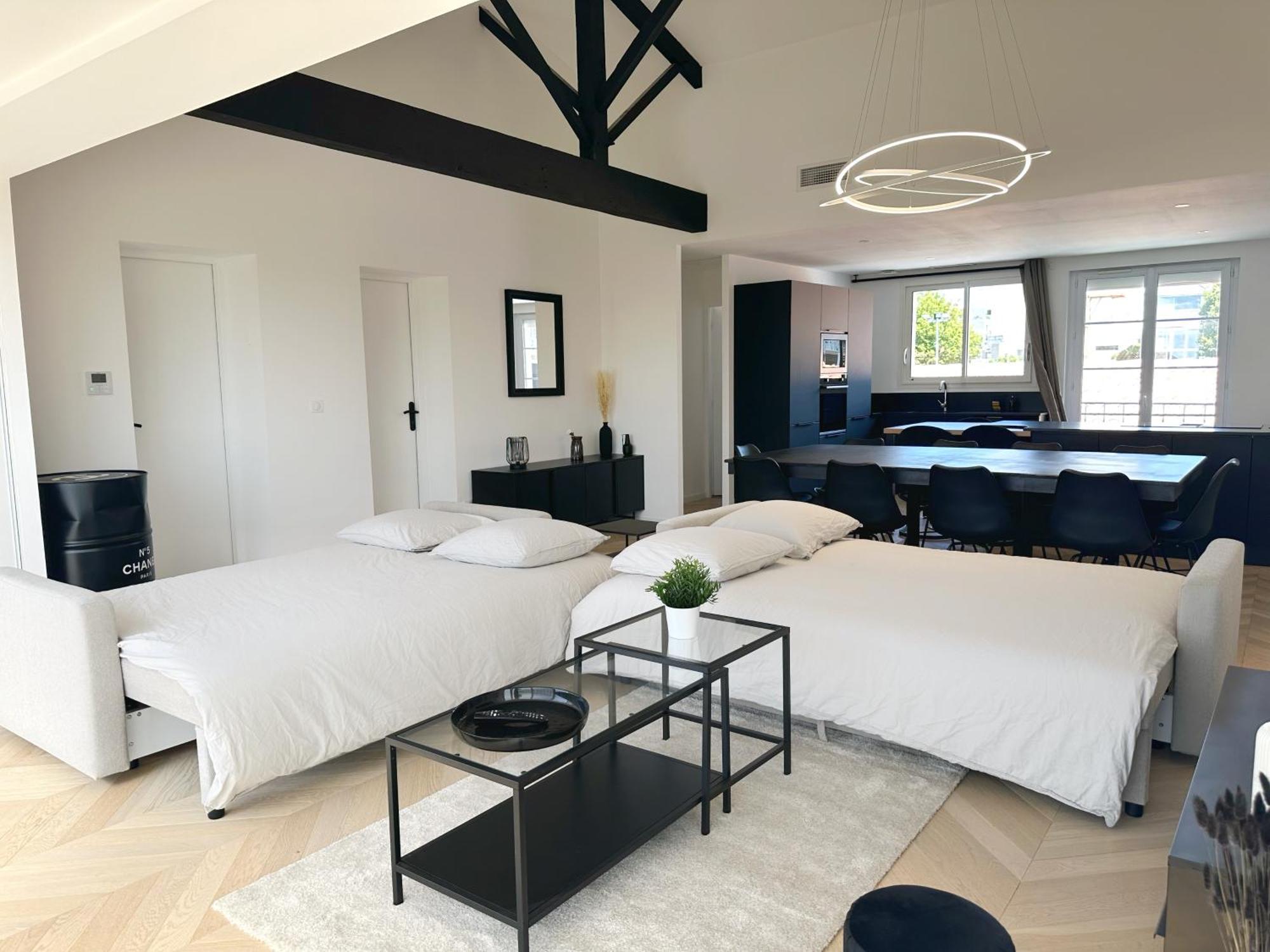 Les Appartements Du Carnot - Terrasses Et Jardins La Rochelle  Bagian luar foto